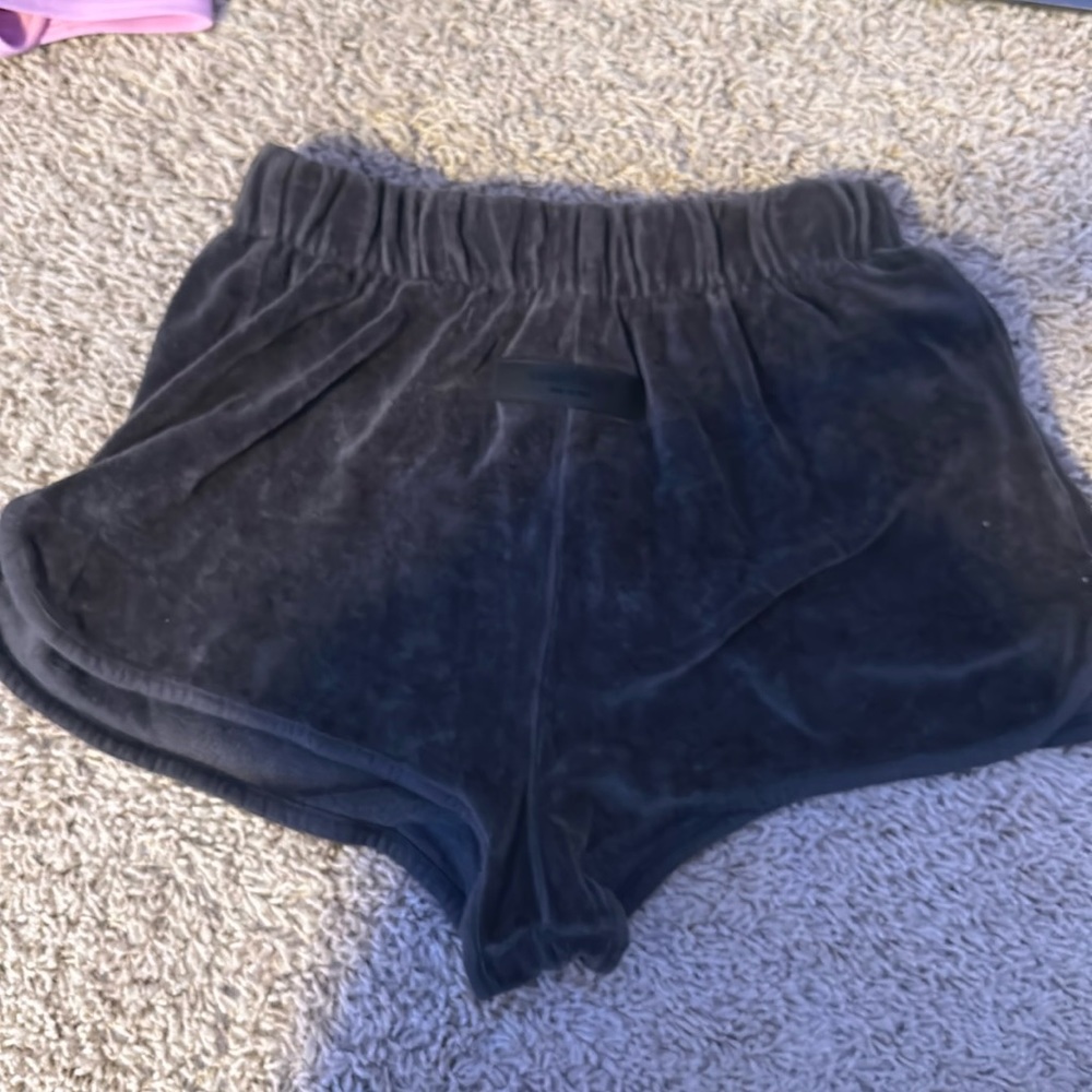 ESSENTIALS dark grey shorts